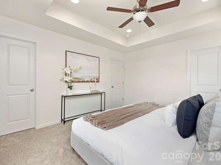 220 Rhyne Station Road, Charlotte, NC 28214.  MLS# CAR4335789, YatesRealty ID 13220. Representation