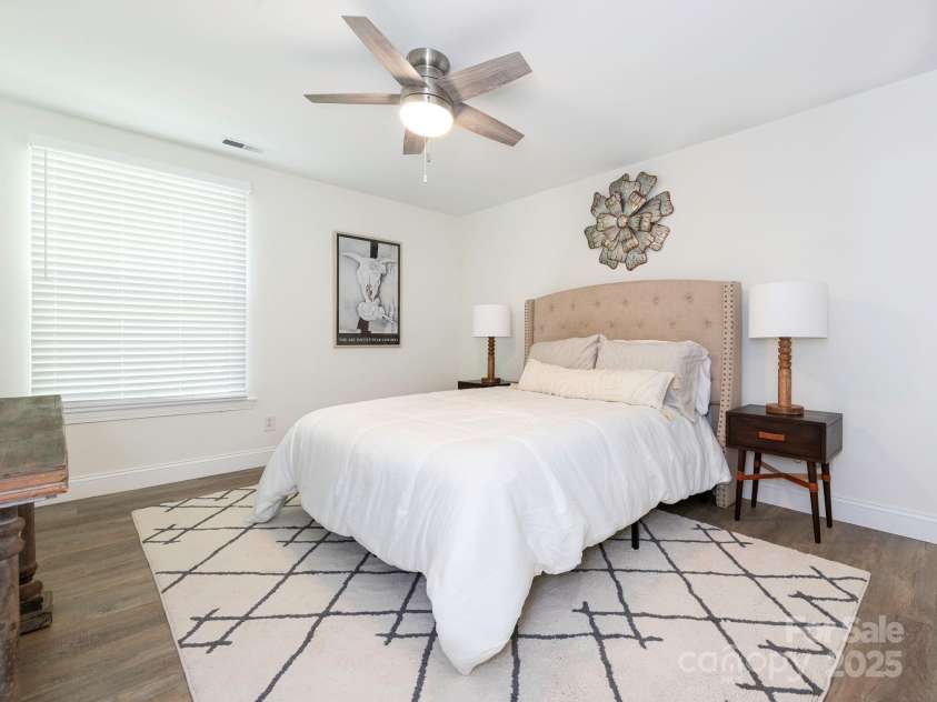 8432 Strider Drive, Charlotte, NC 28212.  MLS# CAR4240167, YatesRealty ID 13220. 