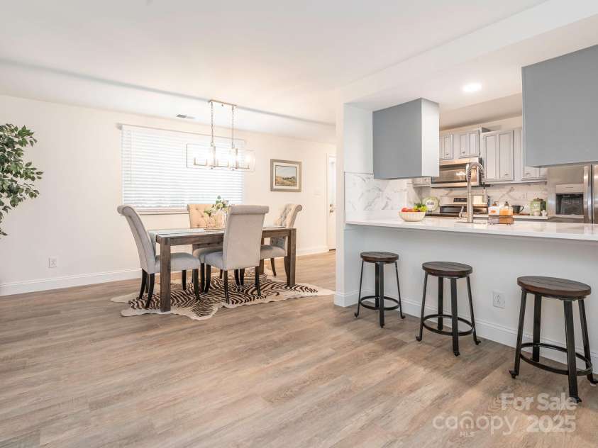 8432 Strider Drive, Charlotte, NC 28212.  MLS# CAR4240167, YatesRealty ID 13220. 