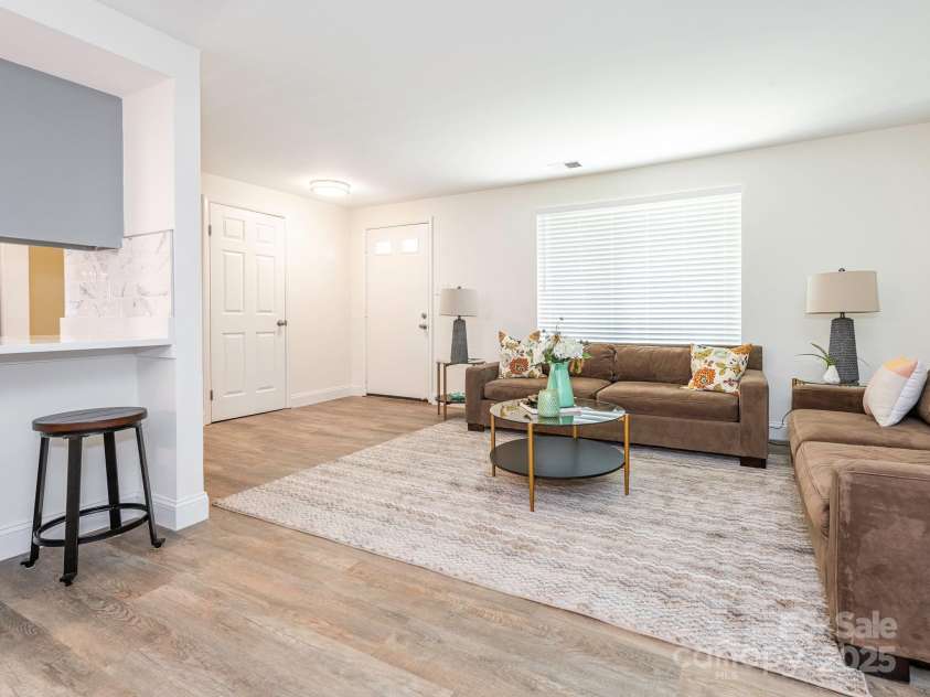 8432 Strider Drive, Charlotte, NC 28212.  MLS# CAR4240167, YatesRealty ID 13220. 