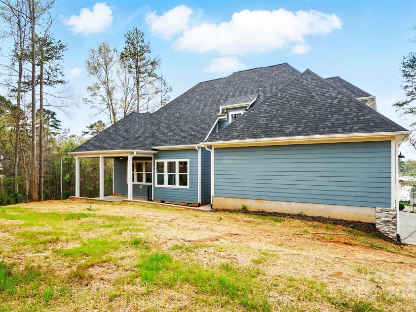 149 Shady Cove Road, Troutman, NC 28166.  MLS# CAR4252387, YatesRealty ID 13223. 