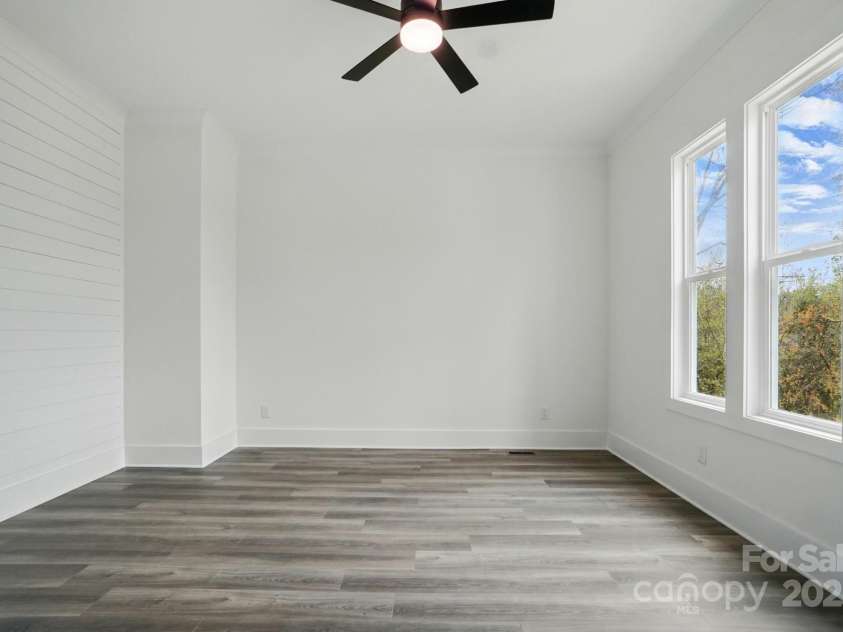 149 Shady Cove Road, Troutman, NC 28166.  MLS# CAR4252387, YatesRealty ID 13223. Flex/office/guest space with feature wall