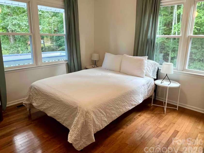 348 Dandelion Lane, Burnsville, NC 28714.  MLS# CAR4340112, YatesRealty ID 13223. 