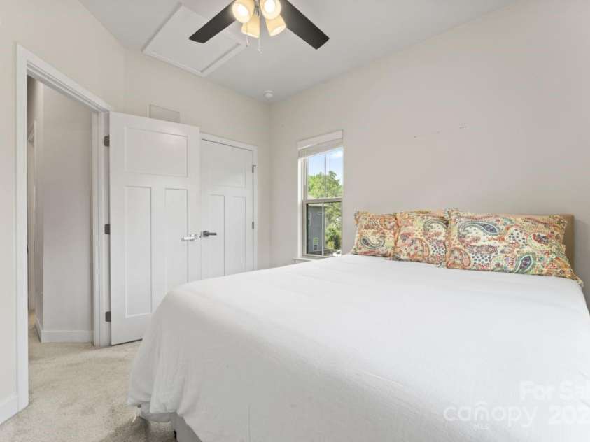 3003 Salix Bend Drive, Charlotte, NC 28205.  MLS# CAR4257314, YatesRealty ID 13225. Bedroom 3