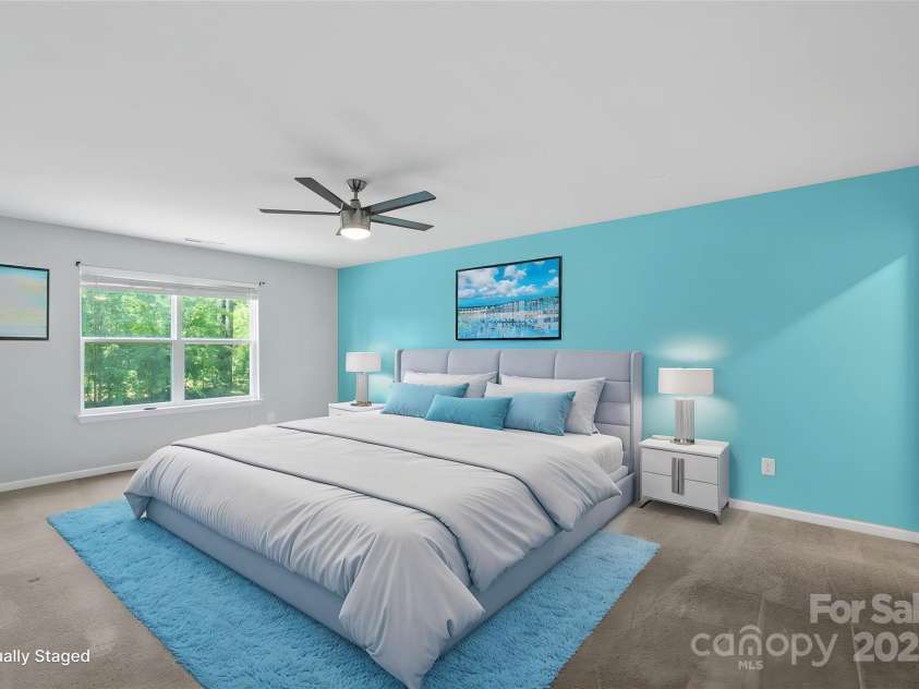 9230 Loch Glen Way, Charlotte, NC 28278.  MLS# CAR4257921, YatesRealty ID 13227. 