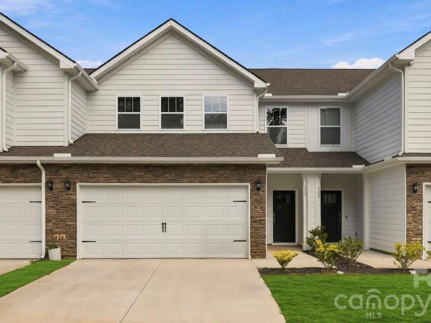117 Sugg Trail, Weaverville, NC 28787.  MLS# CAR4258317, YatesRealty ID 13228. 