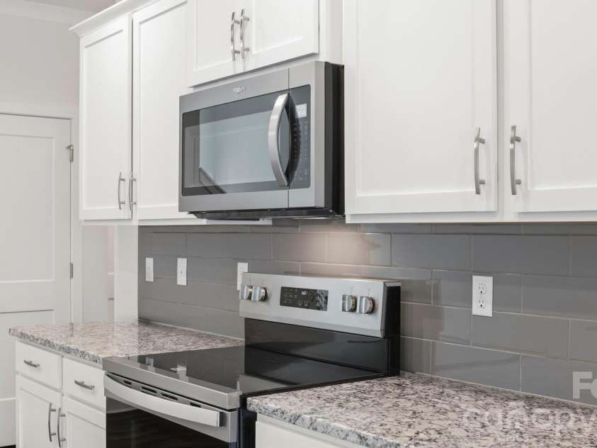 117 Sugg Trail, Weaverville, NC 28787.  MLS# CAR4258317, YatesRealty ID 13228. 
