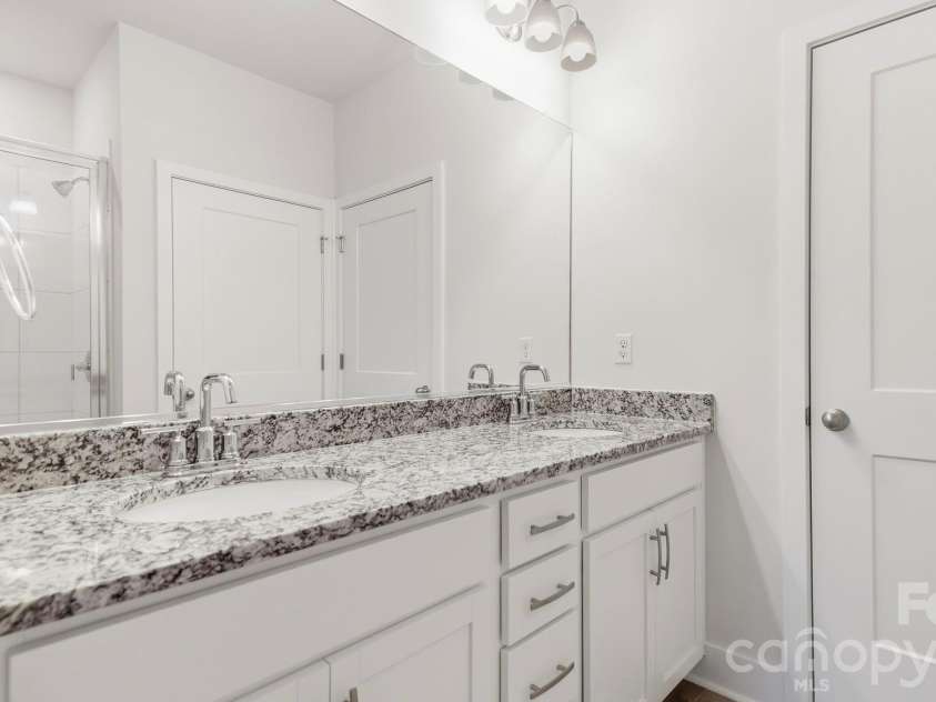 117 Sugg Trail, Weaverville, NC 28787.  MLS# CAR4258317, YatesRealty ID 13228. 
