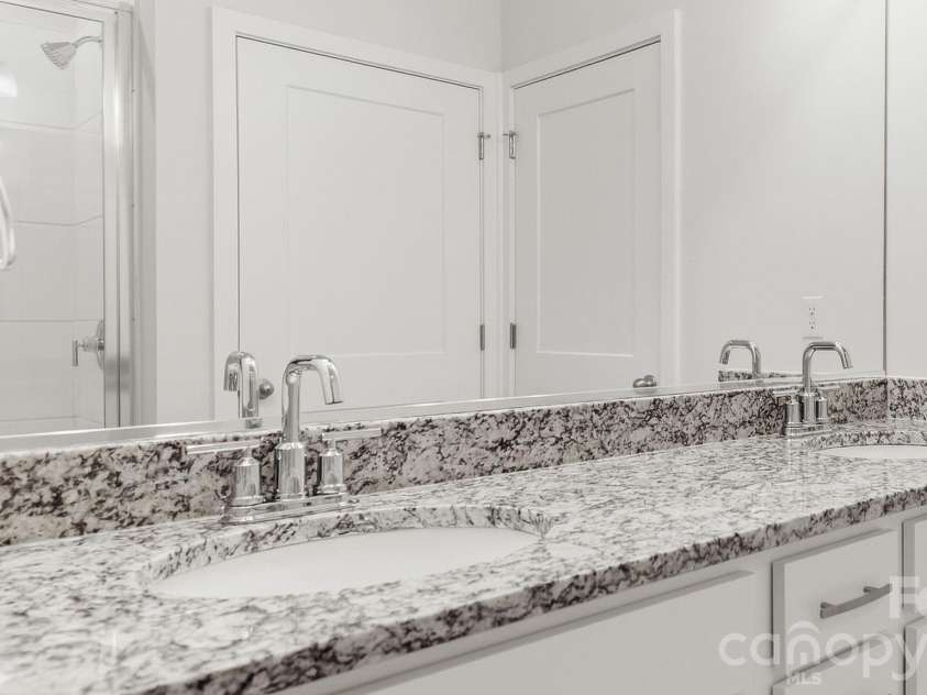 117 Sugg Trail, Weaverville, NC 28787.  MLS# CAR4258317, YatesRealty ID 13228. 