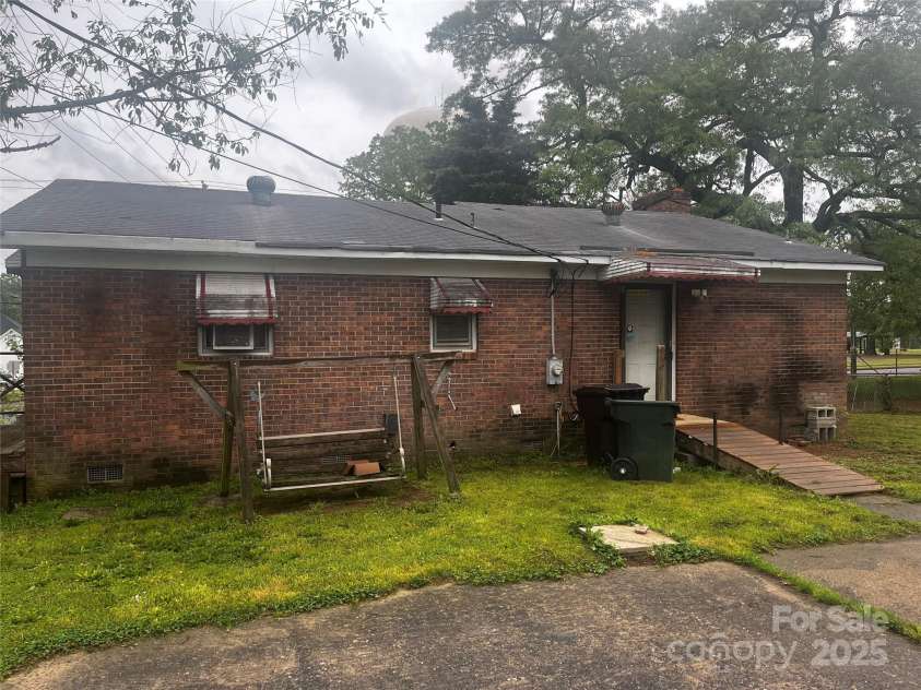 229 Jones Avenue, Rock Hill, SC 29730.  MLS# CAR4243981, YatesRealty ID 13228. Rear