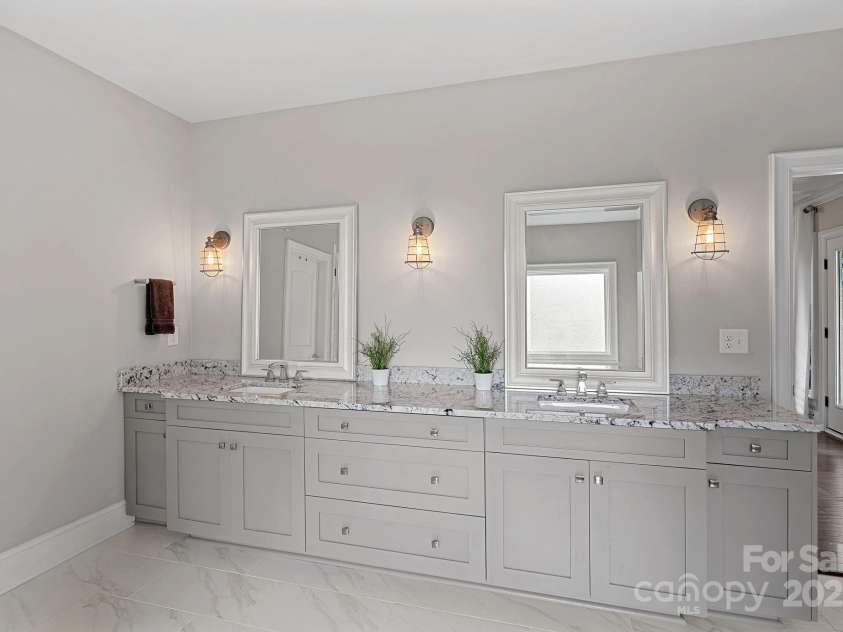 112 Nautilus Court, Troutman, NC 28166.  MLS# CAR4254700, YatesRealty ID 13229. 