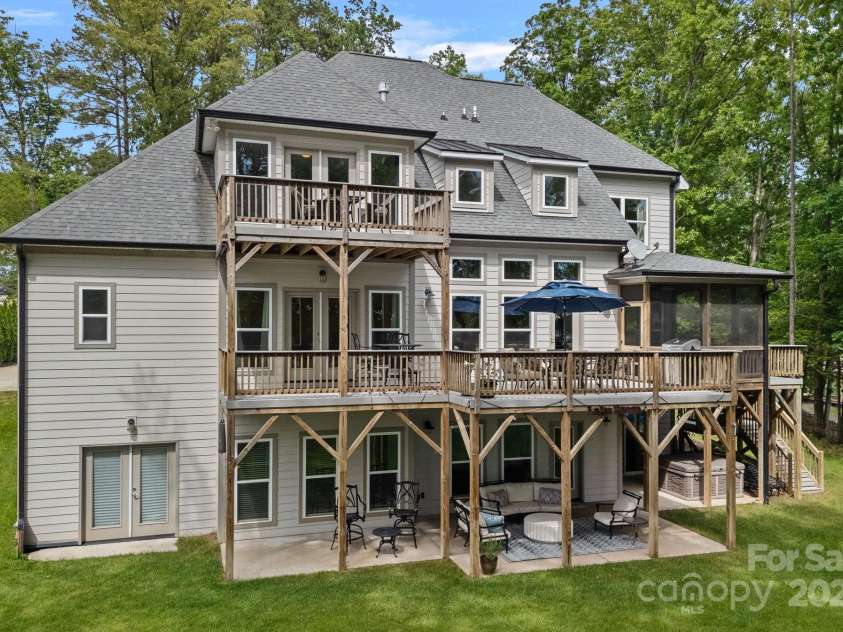 112 Nautilus Court, Troutman, NC 28166.  MLS# CAR4254700, YatesRealty ID 13229. 