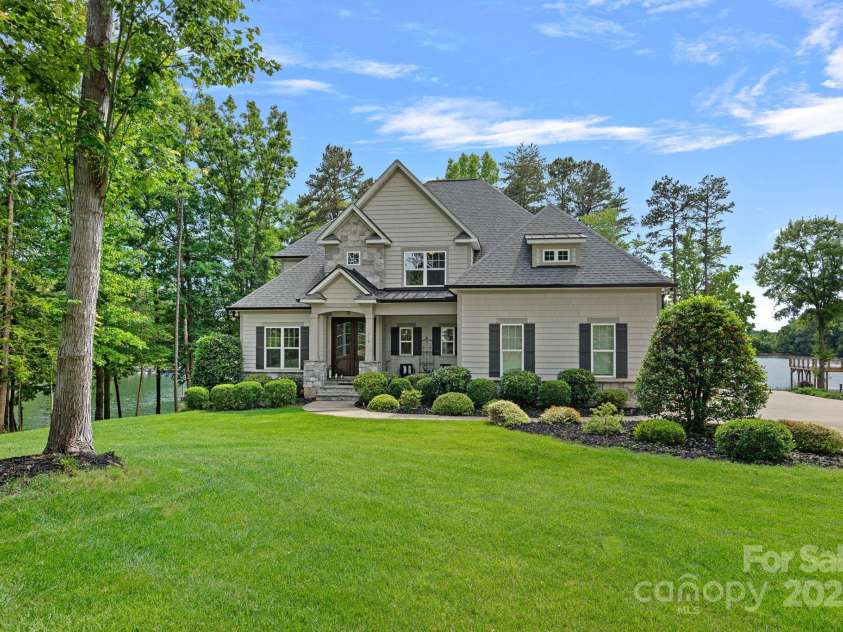 112 Nautilus Court, Troutman, NC 28166.  MLS# CAR4254700, YatesRealty ID 13229. 