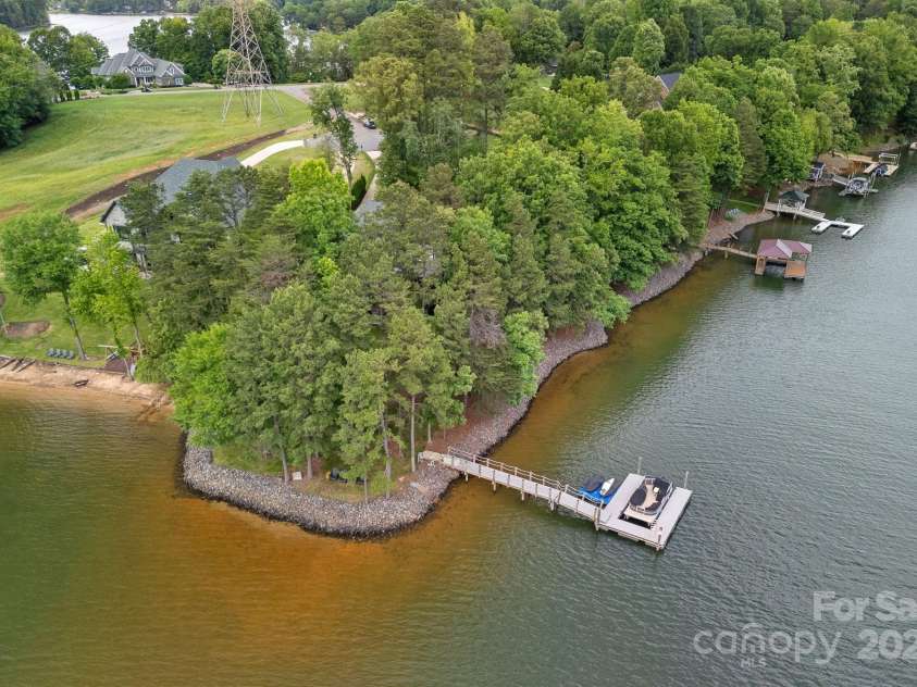 112 Nautilus Court, Troutman, NC 28166.  MLS# CAR4254700, YatesRealty ID 13229. 