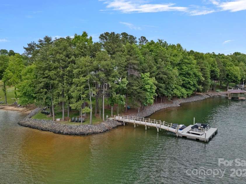 112 Nautilus Court, Troutman, NC 28166.  MLS# CAR4254700, YatesRealty ID 13229. 