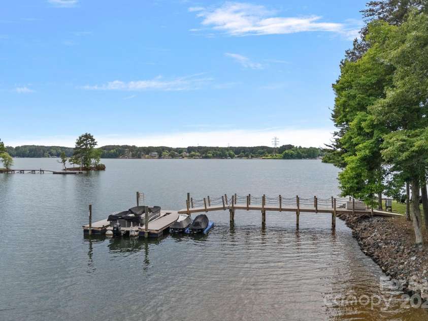 112 Nautilus Court, Troutman, NC 28166.  MLS# CAR4254700, YatesRealty ID 13229. 