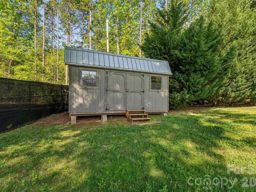 3063 Eva Drive, Concord, NC 28027.  MLS# CAR4369639, YatesRealty ID 13229. 