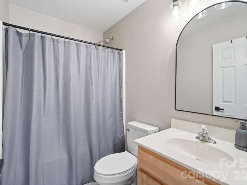 4964 Aldersbrook Drive, Monroe, NC 28110.  MLS# CAR4365877, YatesRealty ID 13230. Upper level bath