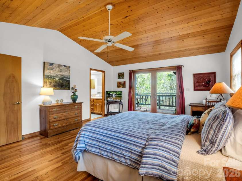 780 Rixhaven Drive, Saluda, NC 28773.  MLS# CAR4360705, YatesRealty ID 13231. 