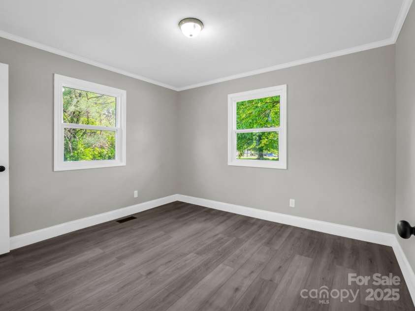 106 Borders Road, Shelby, NC 28152.  MLS# CAR4250942, YatesRealty ID 13232. 