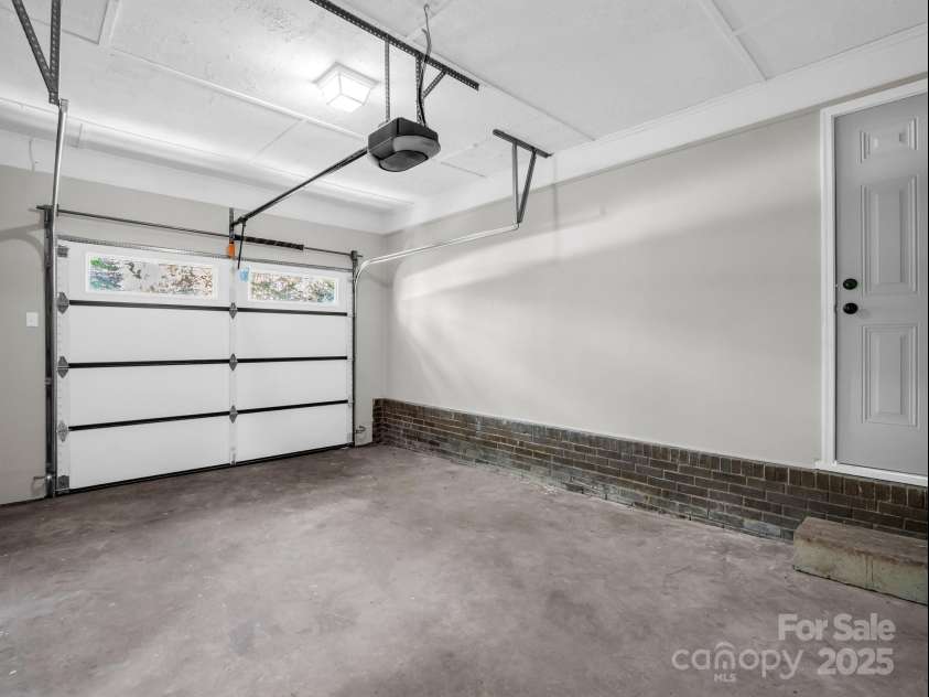 106 Borders Road, Shelby, NC 28152.  MLS# CAR4250942, YatesRealty ID 13232. 