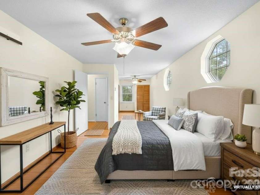 25 Mezzo Cove, Asheville, NC 28804.  MLS# CAR4308363, YatesRealty ID 13232. *Virtually staged Primary bedroom