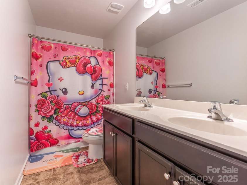 1239 Kent Downs Avenue, Concord, NC 28027.  MLS# CAR4316095, YatesRealty ID 13233. 