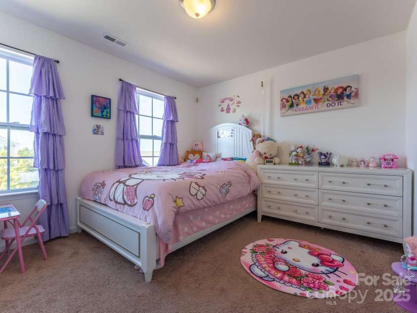 1239 Kent Downs Avenue, Concord, NC 28027.  MLS# CAR4316095, YatesRealty ID 13233. 
