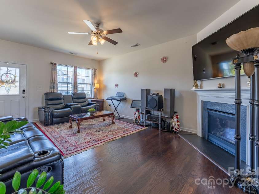 1239 Kent Downs Avenue, Concord, NC 28027.  MLS# CAR4316095, YatesRealty ID 13233. 