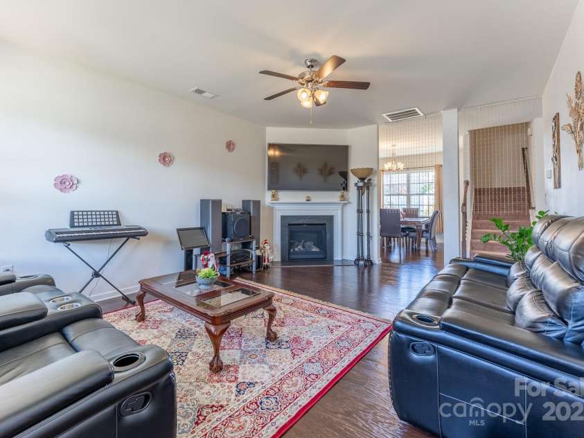 1239 Kent Downs Avenue, Concord, NC 28027.  MLS# CAR4316095, YatesRealty ID 13233. 