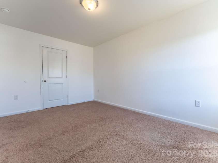 1239 Kent Downs Avenue, Concord, NC 28027.  MLS# CAR4316095, YatesRealty ID 13233. 