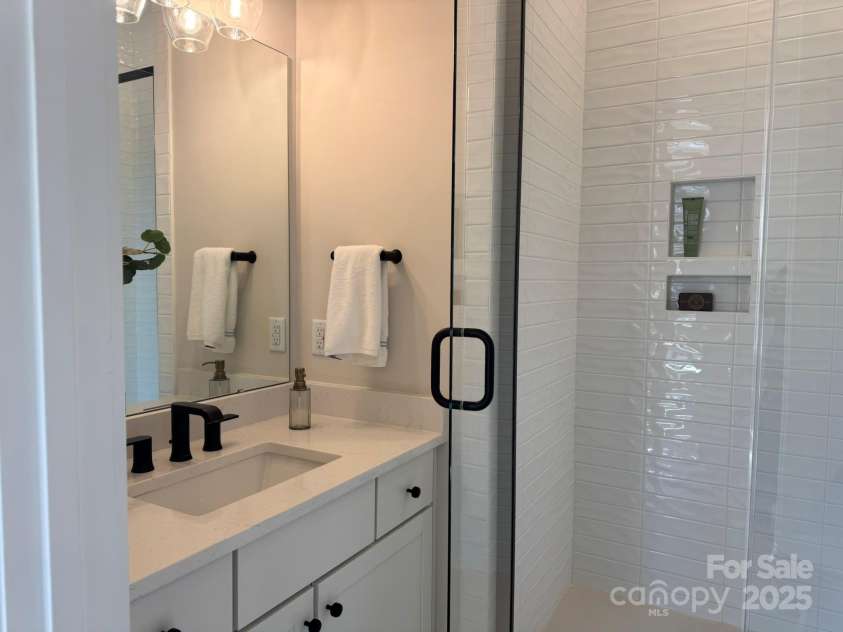 4379 Morning Mist Drive, Sherrills Ford, NC 28673.  MLS# CAR4168795, YatesRealty ID 13234. Full bathroom, Main Floor