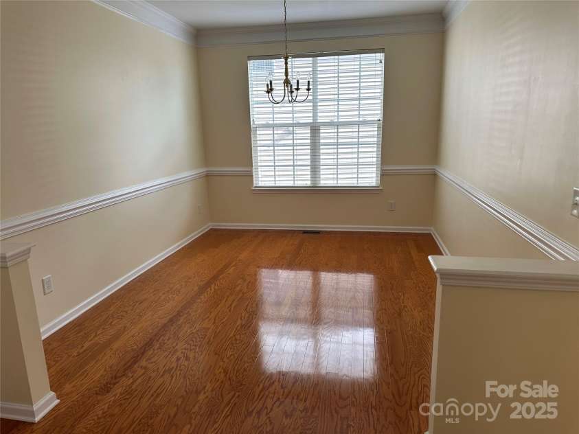 1043 Boxelder Lane, Charlotte, NC 28262.  MLS# CAR4225098, YatesRealty ID 13237. Dinning room