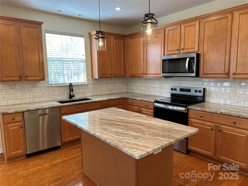1043 Boxelder Lane, Charlotte, NC 28262.  MLS# CAR4225098, YatesRealty ID 13237. Kitchen
