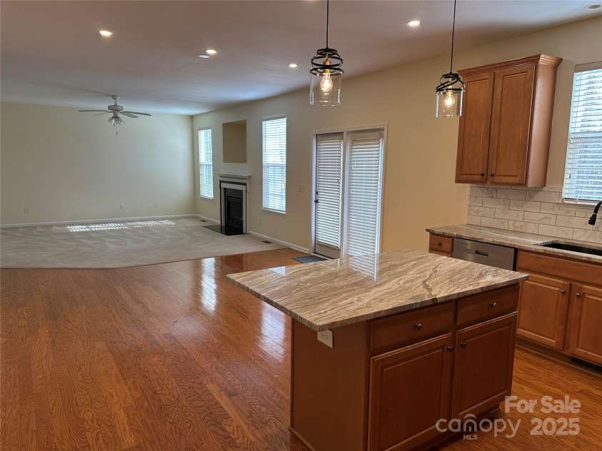 1043 Boxelder Lane, Charlotte, NC 28262.  MLS# CAR4225098, YatesRealty ID 13237. Kitchen