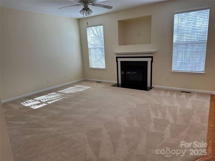 1043 Boxelder Lane, Charlotte, NC 28262.  MLS# CAR4225098, YatesRealty ID 13237. Livingroom