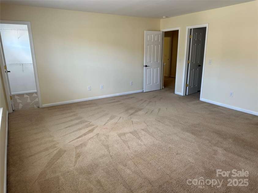 1043 Boxelder Lane, Charlotte, NC 28262.  MLS# CAR4225098, YatesRealty ID 13237. Master Bedroom