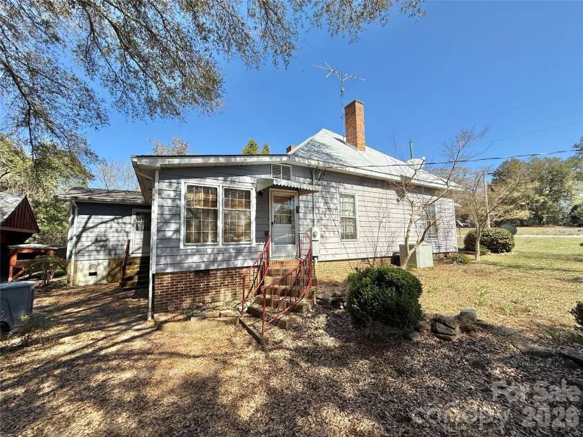 117 Church Street, Morven, NC 28119.  MLS# CAR4355891, YatesRealty ID 13237. 