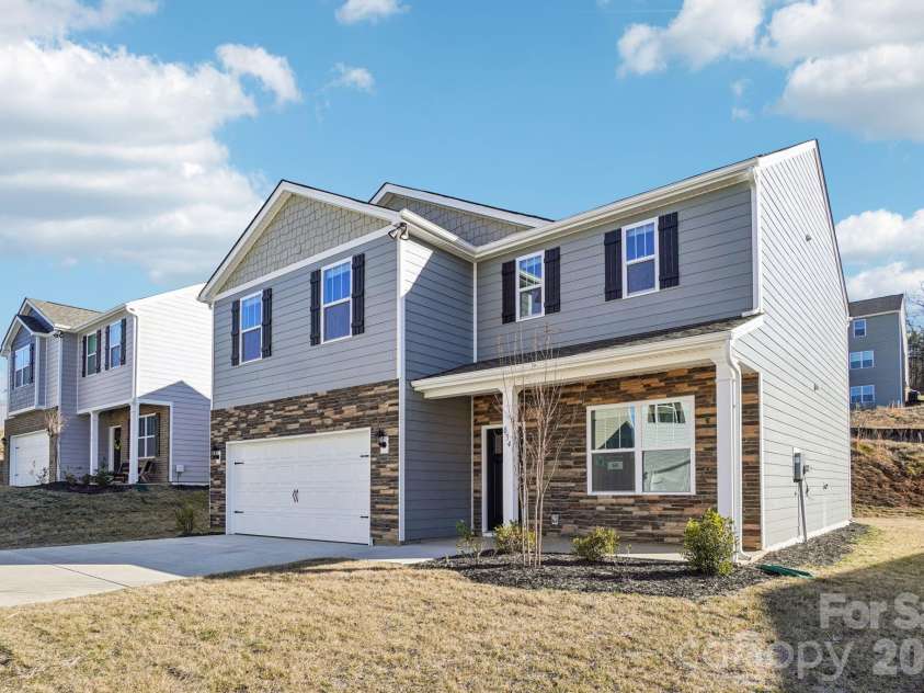 834 Adelston Lane, Asheville, NC 28804.  MLS# CAR4328239, YatesRealty ID 13238. 