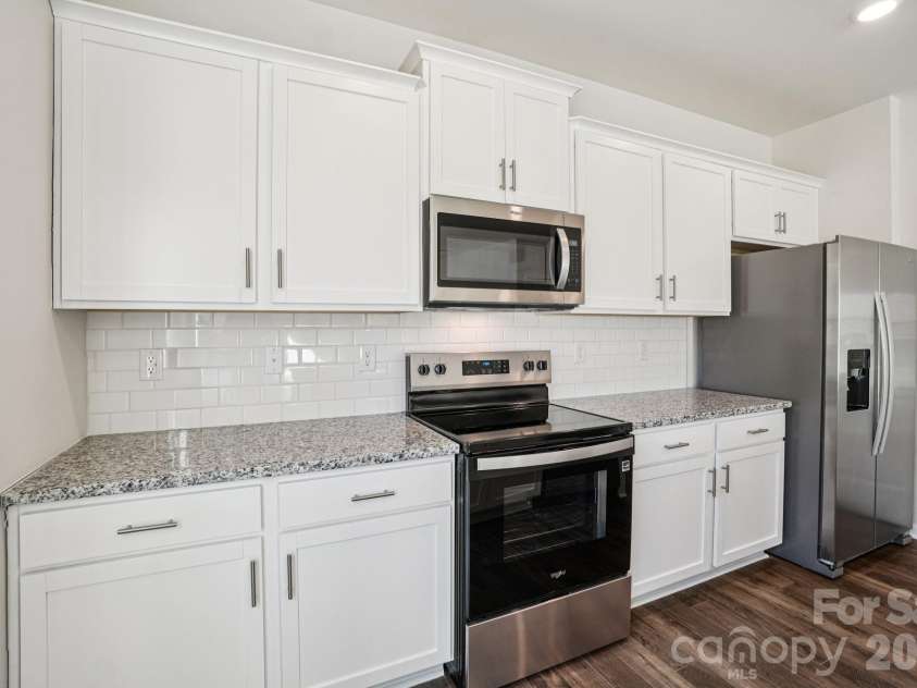 834 Adelston Lane, Asheville, NC 28804.  MLS# CAR4328239, YatesRealty ID 13238. 