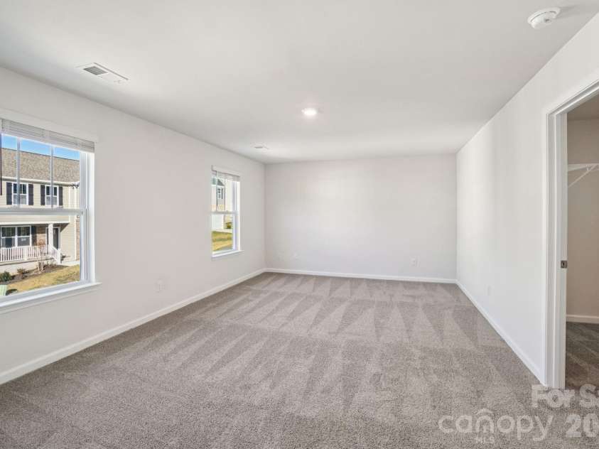 834 Adelston Lane, Asheville, NC 28804.  MLS# CAR4328239, YatesRealty ID 13238. 