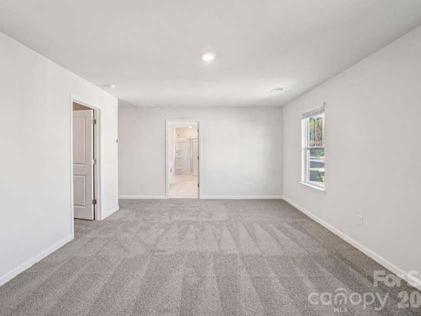 834 Adelston Lane, Asheville, NC 28804.  MLS# CAR4328239, YatesRealty ID 13238. 