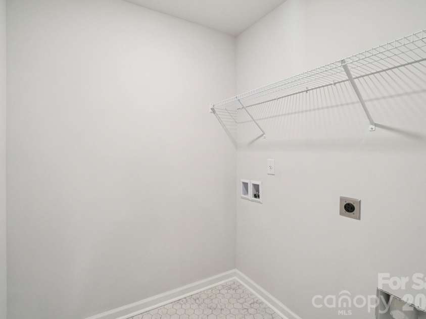 834 Adelston Lane, Asheville, NC 28804.  MLS# CAR4328239, YatesRealty ID 13238. 