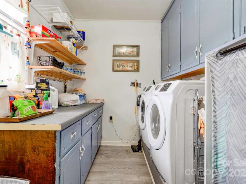 109 Ashley Street, Shelby, NC 28150.  MLS# CAR4256625, YatesRealty ID 13239. Laundry