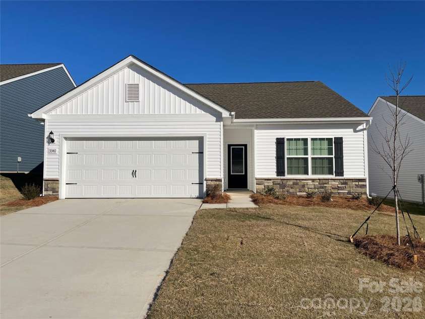 3340 Fox Hall Drive, Gastonia, NC 28052.  MLS# CAR4320207, YatesRealty ID 13239. 