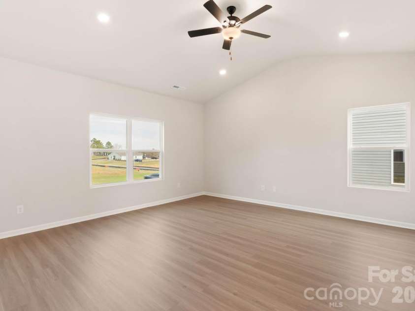 3340 Fox Hall Drive, Gastonia, NC 28052.  MLS# CAR4320207, YatesRealty ID 13239. 