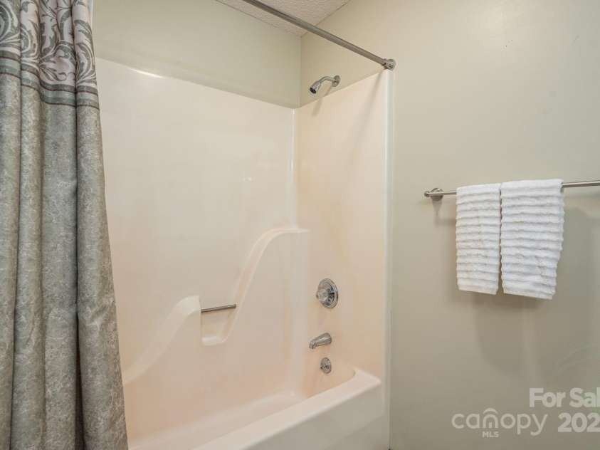 4866 Hwy 150 Highway, Lincolnton, NC 28092.  MLS# CAR4317614, YatesRealty ID 1324. 