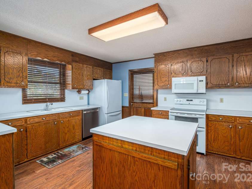 4866 Hwy 150 Highway, Lincolnton, NC 28092.  MLS# CAR4317614, YatesRealty ID 1324. 