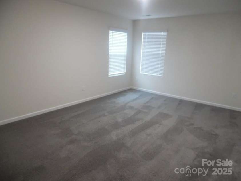 586 30th Avenue Circle, Hickory, NC 28601.  MLS# CAR4225668, YatesRealty ID 1324. Master Bedroom