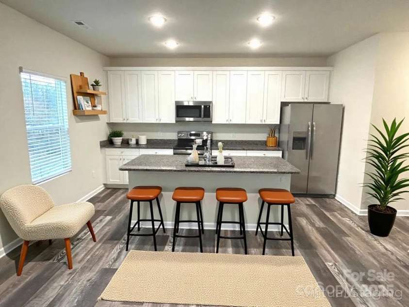 586 30th Avenue Circle, Hickory, NC 28601.  MLS# CAR4328524, YatesRealty ID 1324. 